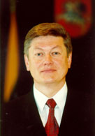Art�ras PAULAUSKAS