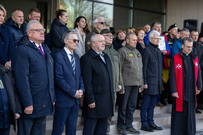 Humanitarinės pagalbos Ukrainai perdavimas.