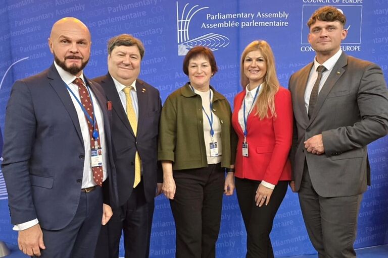 Seimo delegacija, vadovaujama Birutės Vėsaitės, Europos Tarybos Parlamentinės Asamblėjos žiemos sesijoje: Grenlandija, rinkimai krizių sąlygomis, Rusijos invazija Ukrainoje. Tarptautinių ryšių skyriaus nuotr.