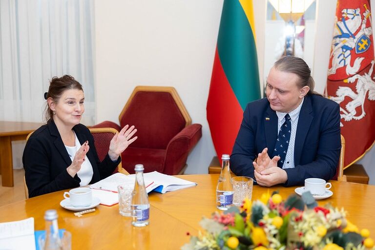 Žmogaus teisių komiteto pirmininkas Laurynas Šedvydis susitiko su Jungtinių Tautų Vyriausiojo pabėgėlių komisaro valdybos (UNHCR) atstove Šiaurės ir Baltijos šalims Annika Sandlund