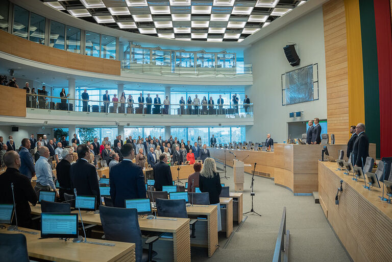 Seimas susirinko į neeilinę sesiją