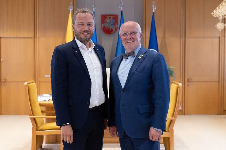 Seimo Pirmininkas Juozas Olekas susitiko su susisiekimo ministru Juru Taminsku Seimo Pirmininkas Juozas Olekas susitiko su susisiekimo ministru Juru Taminsku