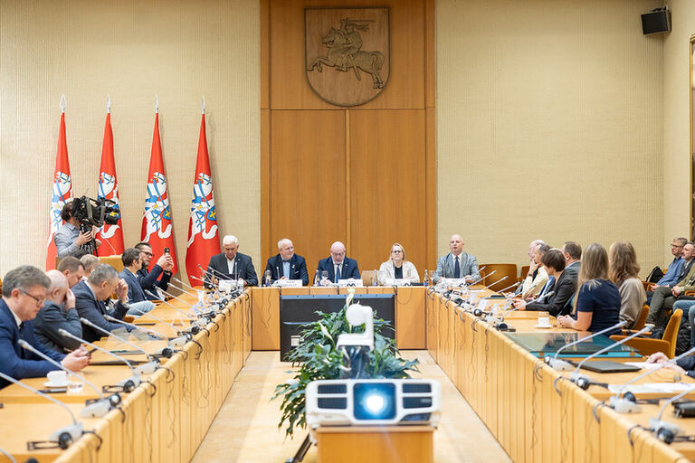 Konferencija „Lietuvos miškai kryžkelėje – sprendimai lemiantys ateitį“