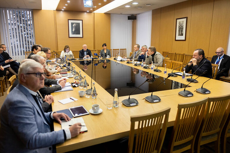 Darbo grupės Lietuvos nacionalinio radijo ir televizijos valdysenos teisiniam reguliavimui tobulinti posėdis