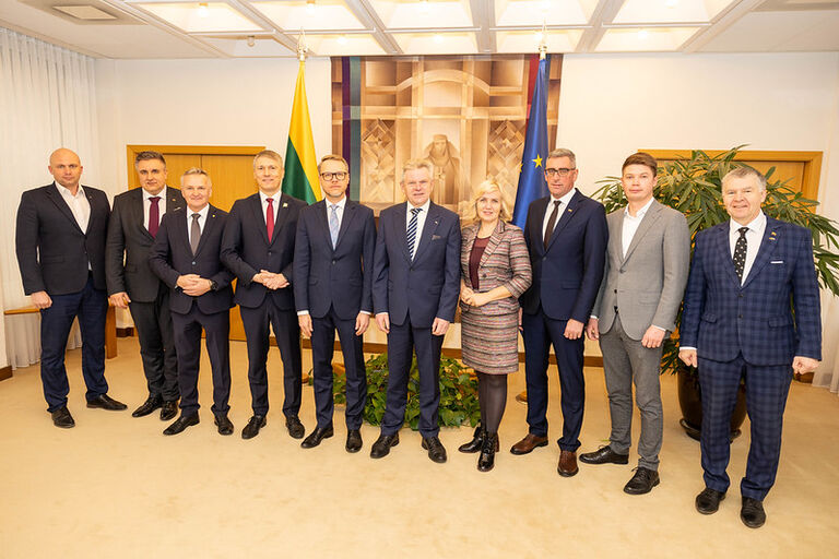 Valstybės valdymo ir savivaldybių komiteto susitikimas su Lenkijos Respublikos Seimo Vietos savivaldos ir regioninės politikos komiteto narių delegacija Valstybės valdymo ir savivaldybių komiteto susitikimas su Lenkijos Respublikos Seimo Vietos savivaldos ir regioninės politikos komiteto narių delegacija
