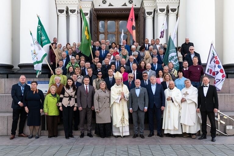 Seimo Pirmininkas Juozas Olekas dalyvavo iškilmingame Žemės ūkio rūmų 100 metų veiklos jubiliejaus renginyje Kaune. ŽŪR nuotr. aut. Sonata Kiselienė Seimo Pirmininkas Juozas Olekas dalyvavo iškilmingame Žemės ūkio rūmų 100 metų veiklos jubiliejaus renginyje Kaune. ŽŪR nuotr. aut. Sonata Kiselienė