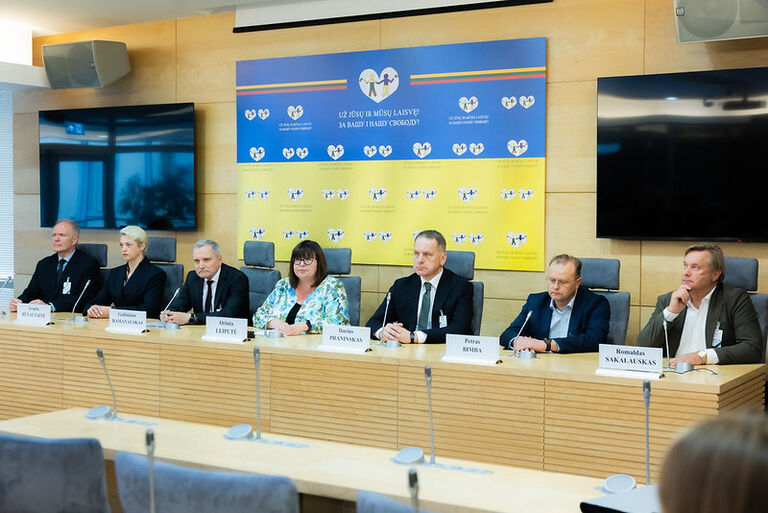 Seimo Pirmininko pavaduotojos O. Leiputės inicijuotoje spaudos konferencijoje – apie naujas Sveikatos draudimo įstatymo nuostatas Seimo Pirmininko pavaduotojos O. Leiputės inicijuotoje spaudos konferencijoje – apie naujas Sveikatos draudimo įstatymo nuostatas