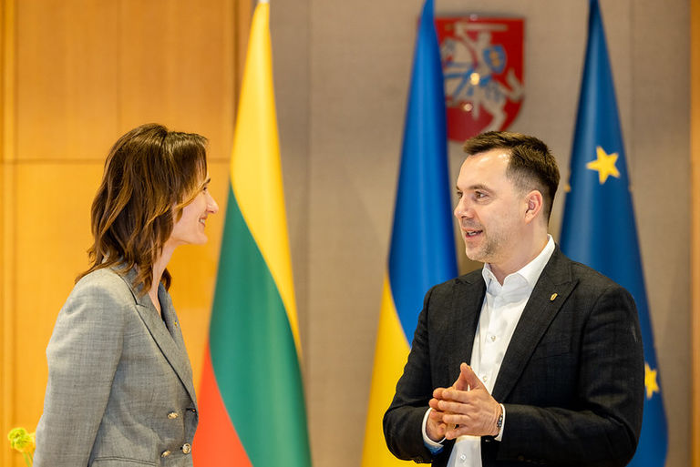 Seimo Pirmininkė Viktorija Čmilytė-Nielsen susitiko su Oleksejumi Arestovičiumi