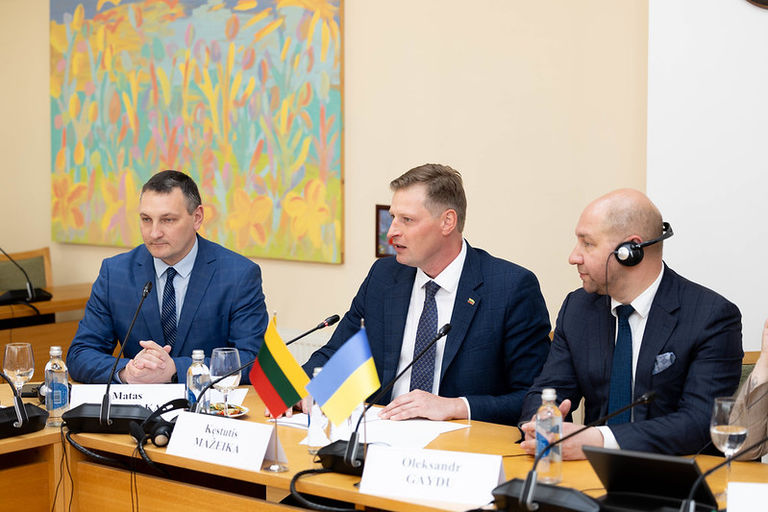 KRK narių susitikimas su Ukrainos Aukščiausiosios Rados Agrarinės ir žemės politikos komiteto nariais. 2025-05-21