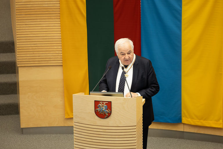 Seimo apdovanojimo - Aleksandro Stulginskio žvaigždės laureatas Valeriu Matei. 2025-05-15