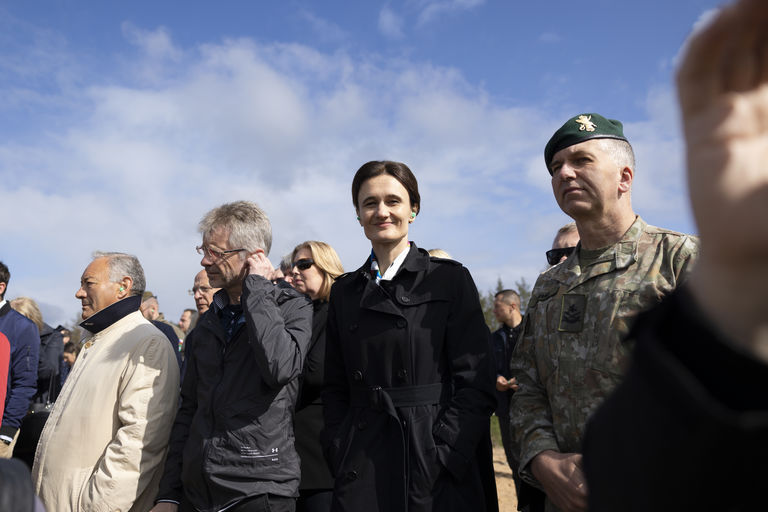  NATO priešakinių pajėgų bataliono kovinės grupės kompleksinių šaudymo pratybų pristatymas. 