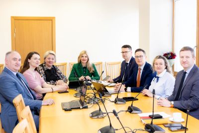 Švietimo ir mokslo komitetas: į aktyvaus senėjimo politiką reikia žiūrėti kompleksiškai

