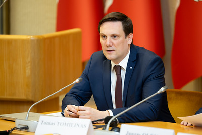 
Seimo Demokratų frakcijos „Vardan Lietuvos“ pranešimas: Lietuvoje atsiras smulkaus ir vidutinio verslo ombudsmenas – verslo ilgai lauktas sprendimas įgyvendintas demokratų iniciatyva
