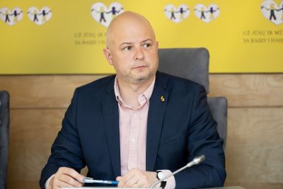 Seimo Liberalų sąjūdžio frakcijos pranešimas: „Atmesdami gynybos rezoliuciją, valdantieji prioritetu pripažino ne gynybą, o socializmą“