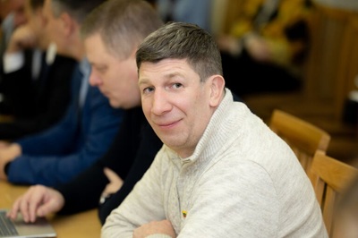 Seimo nario Antano Nedzinsko pranešimas: „Niekam neįdomu, kad vaikai energinius gėrimus Lietuvoje įsigyja be problemų“