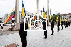 2022 m. birželio 14 d. Valstybės vėliavos pakėlimo ceremonija Nepriklausomybės aikštėje, Vilniuje