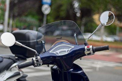 Teisės ir teisėtvarkos komitetas: teisės vairuoti AM kategorijos motorines transporto priemones suteikimo tvarka turi būti tobulinama