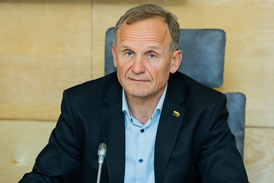 Seimo nario R. Jankūno pranešimas apie spaudos konferenciją „Seimo narių reikalavimas Vyriausybei: prieš mokesčių reformą įvertinkite viešąsias išlaidas“