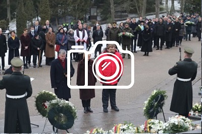 Žuvusiųjų už Lietuvos laisvę pagerbimo ceremonija Antakalnio kapinėse 2022 01 13