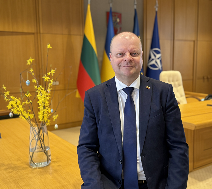 Skvernelis į vidų.png