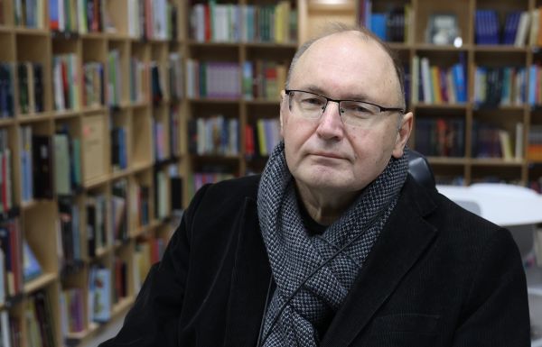 Apie Laisvės premijos laureatą Tomą Šerną