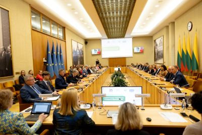 Teisės ir teisėtvarkos komiteto pranešimas: „Administraciniai teismai – žmogaus teisių sargai Valstybės ir piliečio sandūroje“