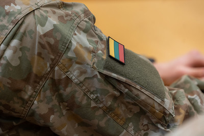 Numatoma leisti siųsti daugiau Lietuvos karių į NATO misiją Kosove