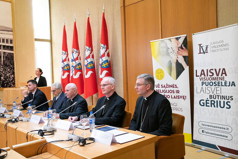 2022 05 25</br>Konferencija „50 metų po Lietuvos katalikų Bažnyčios kronikos pasirodymo: pamokos ir perspektyvos