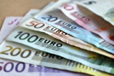 Teisės ir teisėtvarkos komiteto pranešimas: išeitinių išmokų mokėjimo neperrinktiems Seimo nariams tvarka turi būti keičiama