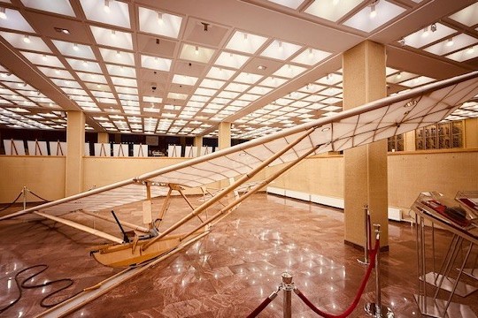 Paroda „Lietuvos aviacijos ateities kūrimas – per aviacijos istorijos atkūrimą“ (Vitražo galerija)