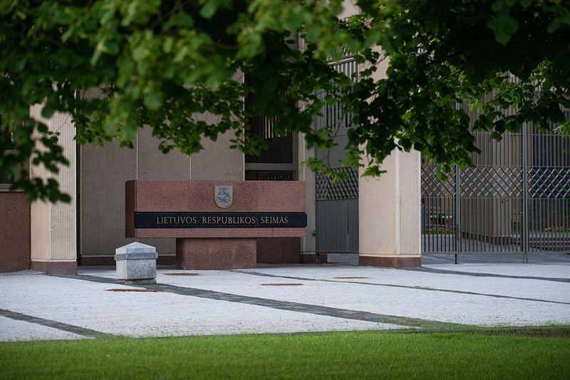 Seimo Laisvės frakcijos pranešimas: „Seimo narių grupė prašo ekspertinio vertinimo dėl naktinių taikiklių“