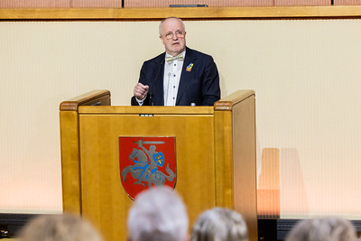 Seimo Pirmininkas Juozas Olekas: „Sausio 13-oji parodė ir įpareigojo: kai kyla grėsmė laisvei, Lietuva nesiskaldo – Lietuva susitelkia. Kai tauta stovi kartu, jos neįmanoma palaužti“ (2026-01-13)