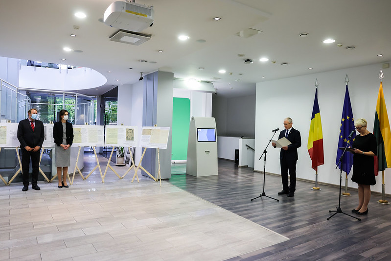 2021-09-13 Parodos „Rumunijos ir Lietuvos Respublikos diplomatiniai santykiai“ pristatymas
