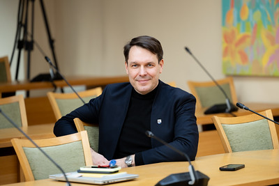 Seimo nario A. Bagdono pranešimas: parlamentaras tęsia vėjo ir saulės elektros liberalizavimo misiją
