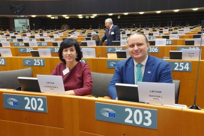 ŽTK pranešimas: Seimo nariai dalyvavo antrajame ES parlamentinės demokratijos forume


