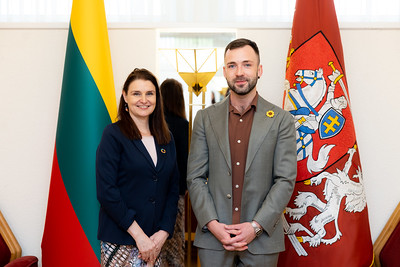 Seimo Žmogaus teisių komiteto pirmininkas aptarė pabėgėlių teisių užtikrinimo problemas su Jungtinių Tautų Pabėgėlių reikalų biuro atstove Lietuvai