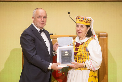 Keturioms tremtinių organizacijoms įteiktas Seimo apdovanojimas (2026 06 14)