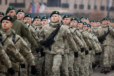 Seimas svarstys siūlymą didinti karių atlyginimus ir gerinti tarnybos sąlygas