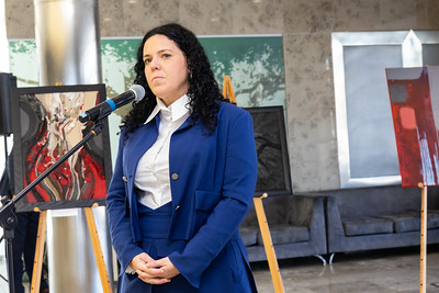 Seimo narės M. Petrauskaitės pranešimas: Seime atidaryta ypatinga paroda „Karo spalvos“ – menas, gimęs iš kovos ir vilties