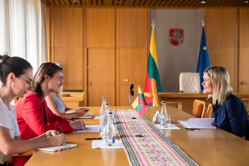 2021 07 14</br>Seimo Pirmininkė Viktorija Čmilytė-Nielsen susitiko su Švedijos Karalystės ambasadore Lietuvoje Inger Bukston