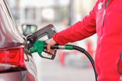 Seimo Energetikos ir darnios plėtros komitetas ieškos sprendimų dėl degalų kainų stabilizavimo ir akcizų optimizavimo