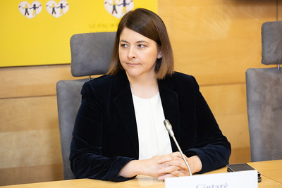 Seimo narės G. Skaistės pranešimas: „Pirmi namai be tėvų kapitalo: teikiamas trijų įstatymų paketas jaunimui“

