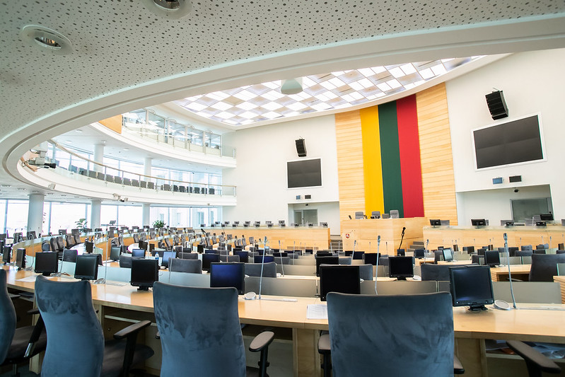 Seimo Darbo partijos frakcijos pranešimas: frakcija siūlo valdantiesiems liautis ignoruoti signalus apie galimai artėjančią ekonominę krizę