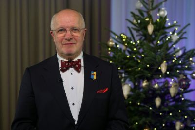 Seimo Pirmininko Juozo Oleko kalėdinis sveikinimas