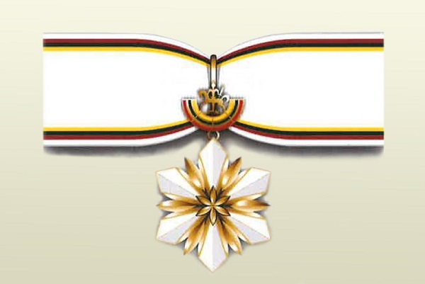 Seimo apdovanojimą – Aleksandro Stulginskio žvaigždę – siūloma skirti Prezidentui Valdui Adamkui ir JAV senatoriui Ričardui Džozefui Durbinui