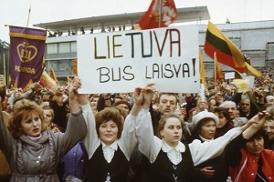 Kovo 11-osios Akto įtvirtinimo kelias pirmaisiais atkurtos Lietuvos Nepriklausomybės metais