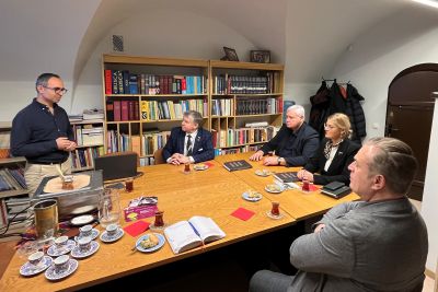 Seimo Tarpparlamentinių ryšių su Turkijos Respublika grupės narių dėmesys – turkų kalbos mokymusi ir kultūros populiarinimui