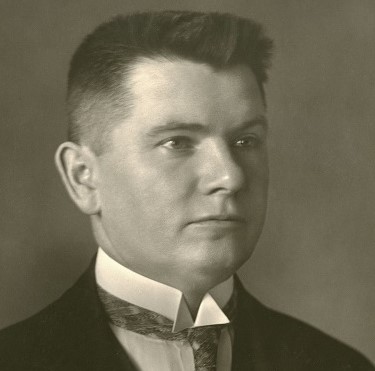 VOLDEMARAS Augustinas (1883–1942)