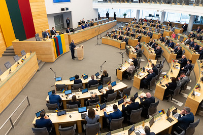 Seimas sudarė tyrimo komisiją dėl sutikimo Seimo narį Arūną Dudėną patraukti baudžiamojon atsakomybėn