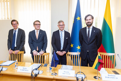 Seime lankėsi Europos Komisijos vidaus reikalų ir migracijos komisaras Magnusas Bruneris: „Saugumas – ne tik Lietuvos, bet ir visos Europos prioritetas“